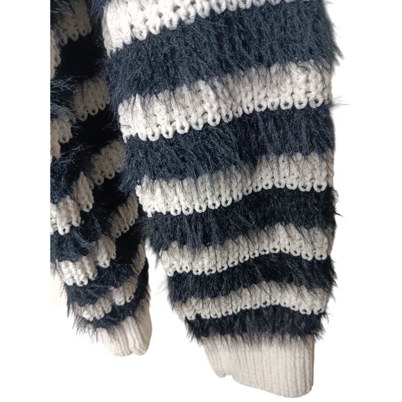 Easel Oversized Sweater Ivory Black Stripe Eyelash Knit Pullover Cozy L/XL - Picture 11 of 13